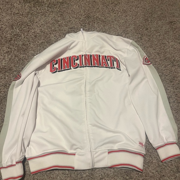 cincinnati reds jacket size M men’s - Picture 1 of 3